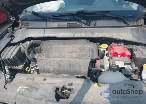 2019 Jeep Compass Limited 4X4 from USA, damaged, VIN 3C4NJDCB0KT817868